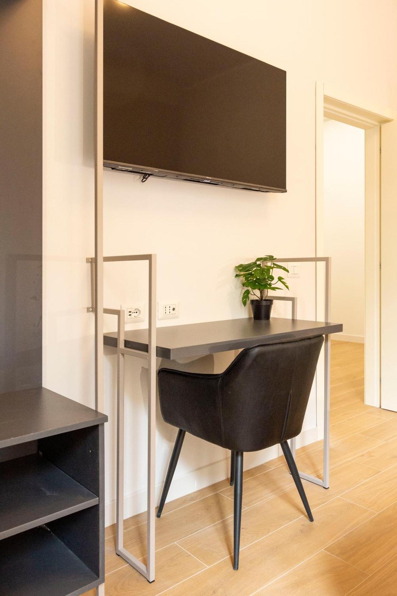Italianflat - Navigli Suite Mediolan Zewnętrze zdjęcie