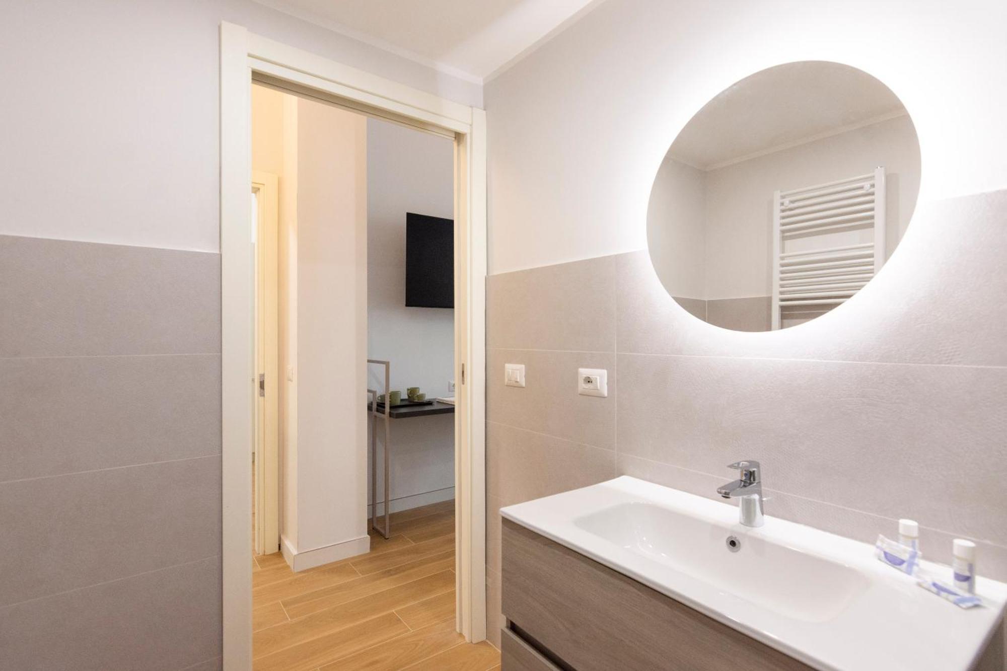 Italianflat - Navigli Suite Mediolan Zewnętrze zdjęcie